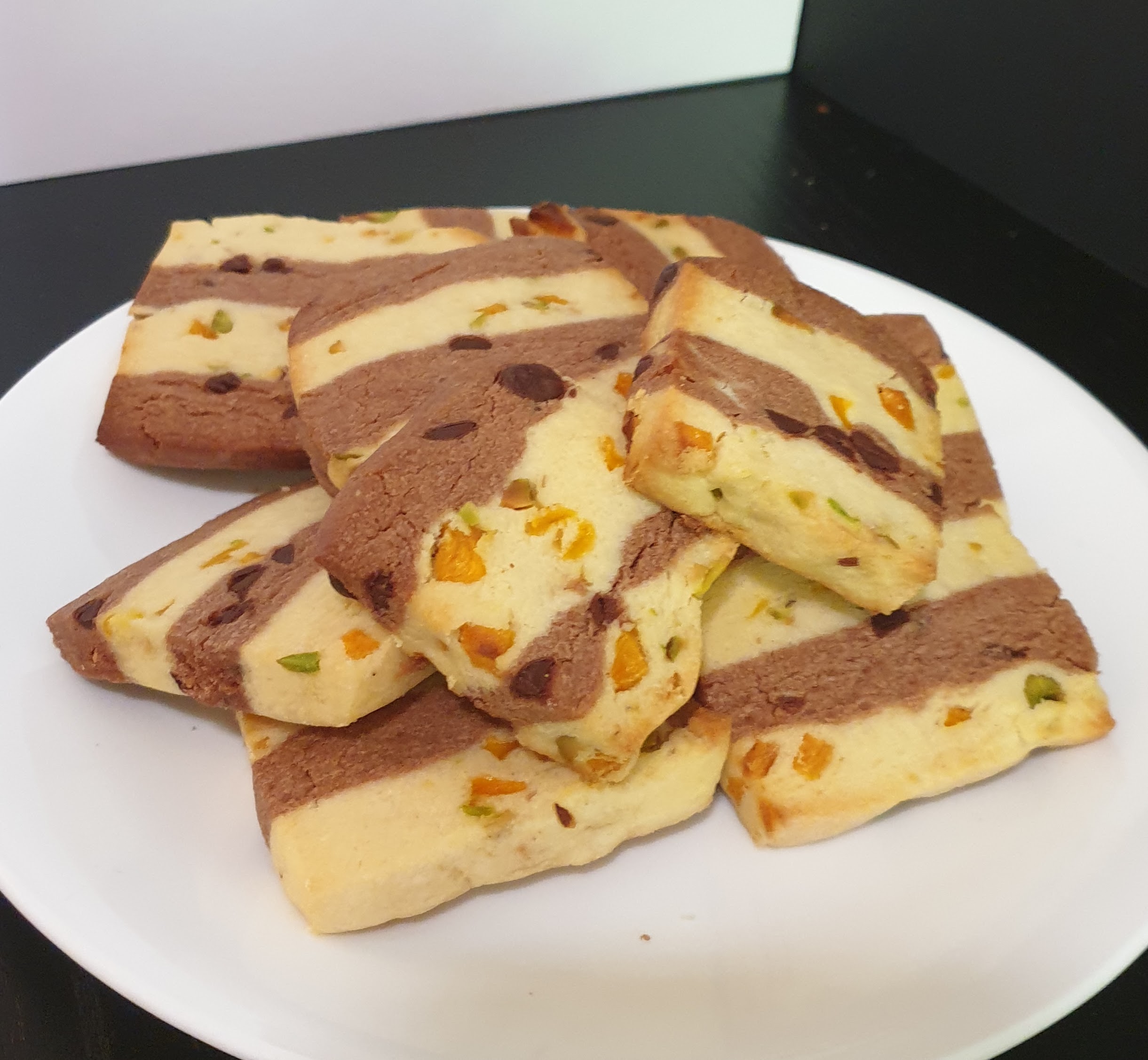 Mango Fudge Cookies